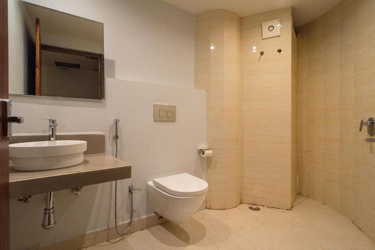 Emerald Hotel ไอซอล ภายนอก รูปภาพ